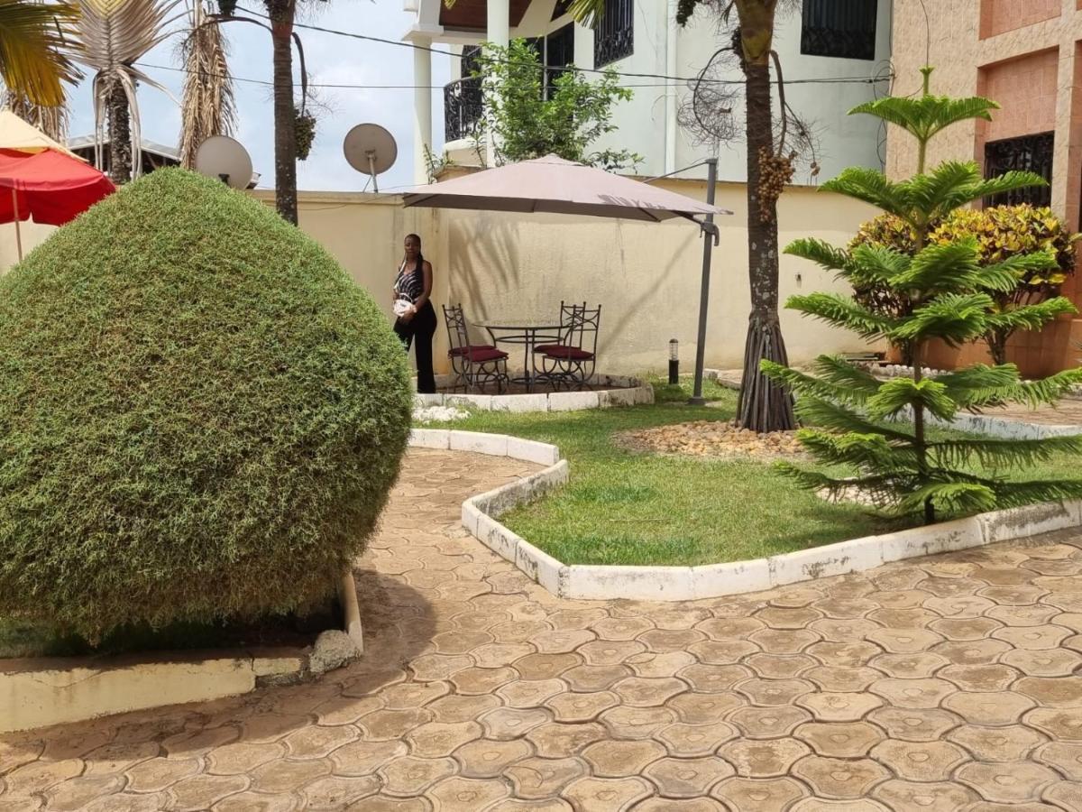 Appart Hotel Mireille Yaoundé Eksteriør billede